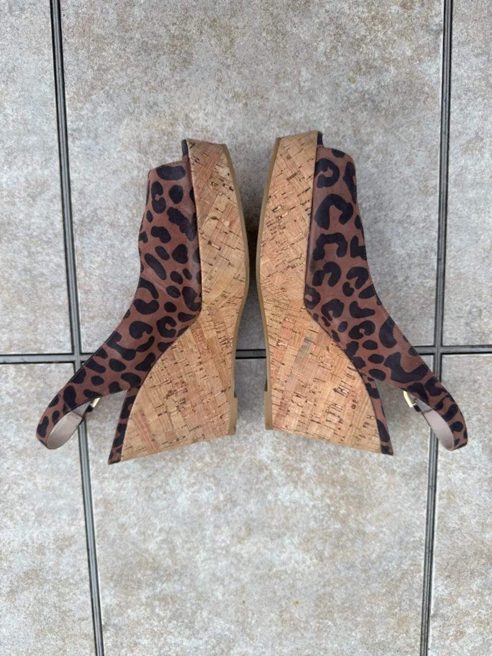 Stuart Weitzman Leopard Print Brown Cork Wedge Slingbacks - Picture 11 of 15